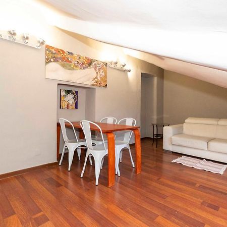 San Salvario Apt With Balcony Torino Esterno foto