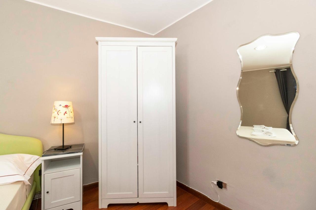 San Salvario Apt With Balcony Torino Esterno foto